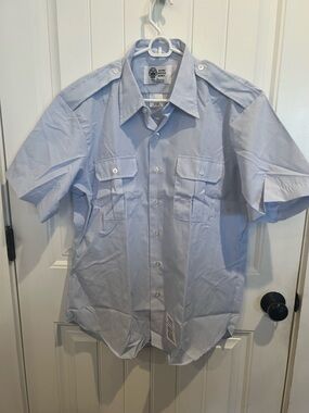 Defense Logistics Agency Men's Light Blue Short-Sleeve Utility Shirt 17.5 neck